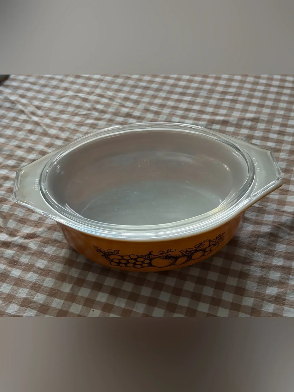 Pyrex Yellow Harvest Grape & Fruit Oval Casserole Dish